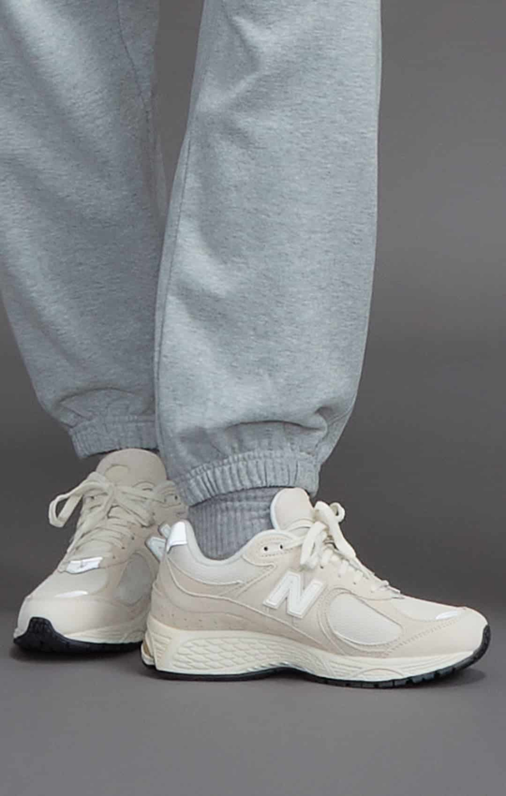 2002R - Image 3
