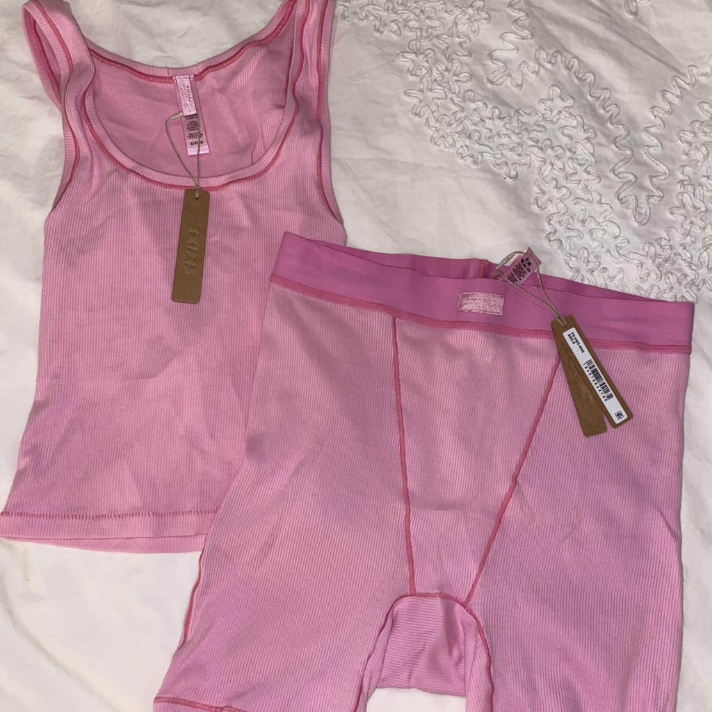 Skims Women's Pink Pajamas