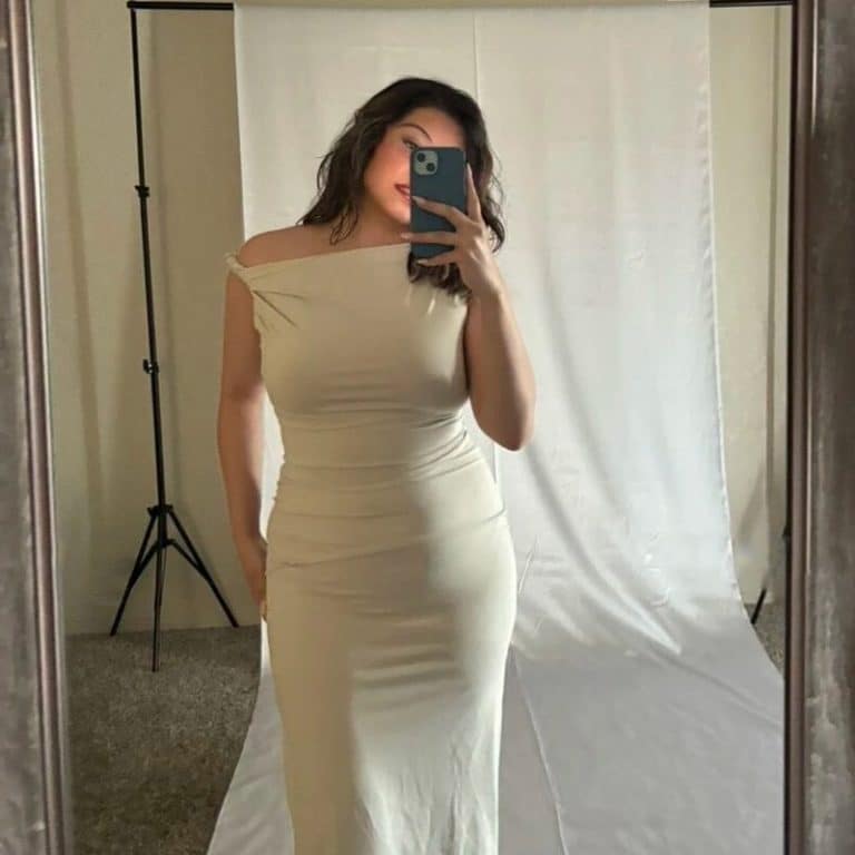 Formal dress with asymmetrical shoulder strap