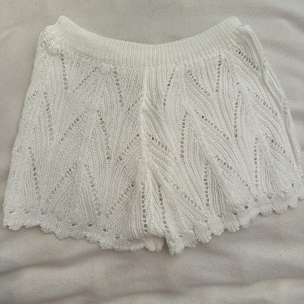 White crochet shorts