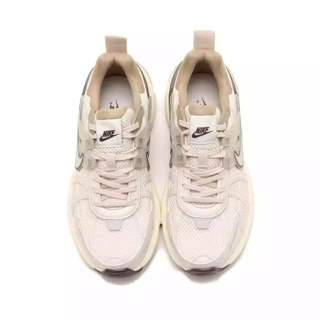 Nike V2K Run Light Khaki