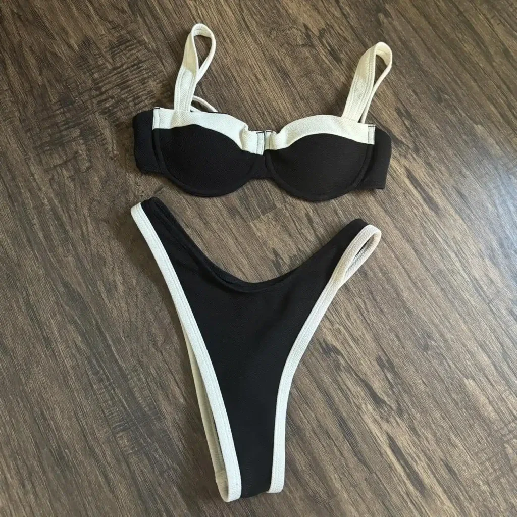 Vintage Style Bikini - Image 2