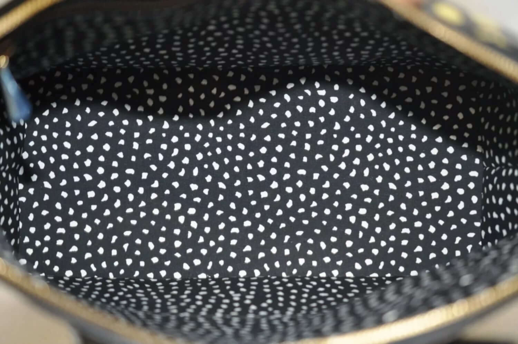Louis Vuitton Vernis Dots Infinity LockitMM Yayoi Kusama Hand Bag - Image 7