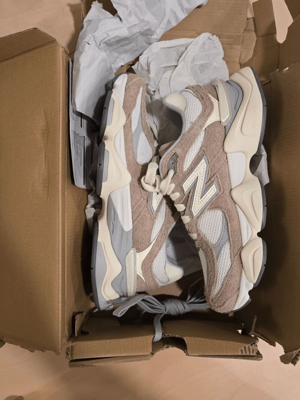 Size 7.5 - New Balance 9060 Low Driftwood