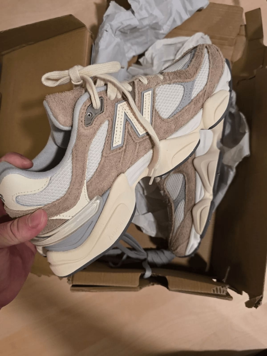Size 7.5 - New Balance 9060 Low Driftwood