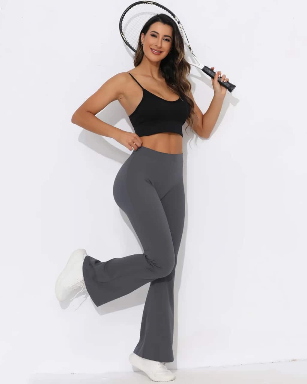 Flared Scrunch V-back Leggings - Image 9