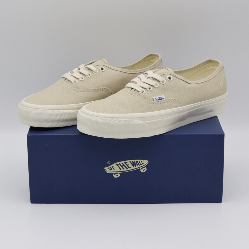 Vans Reissue 44 Canvas Castle Wall - Image 8