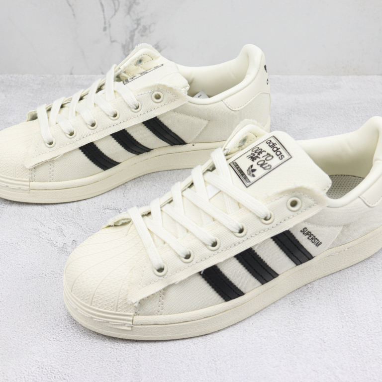 Adidas Originals Superstar 'Cloud White Black' HR0461