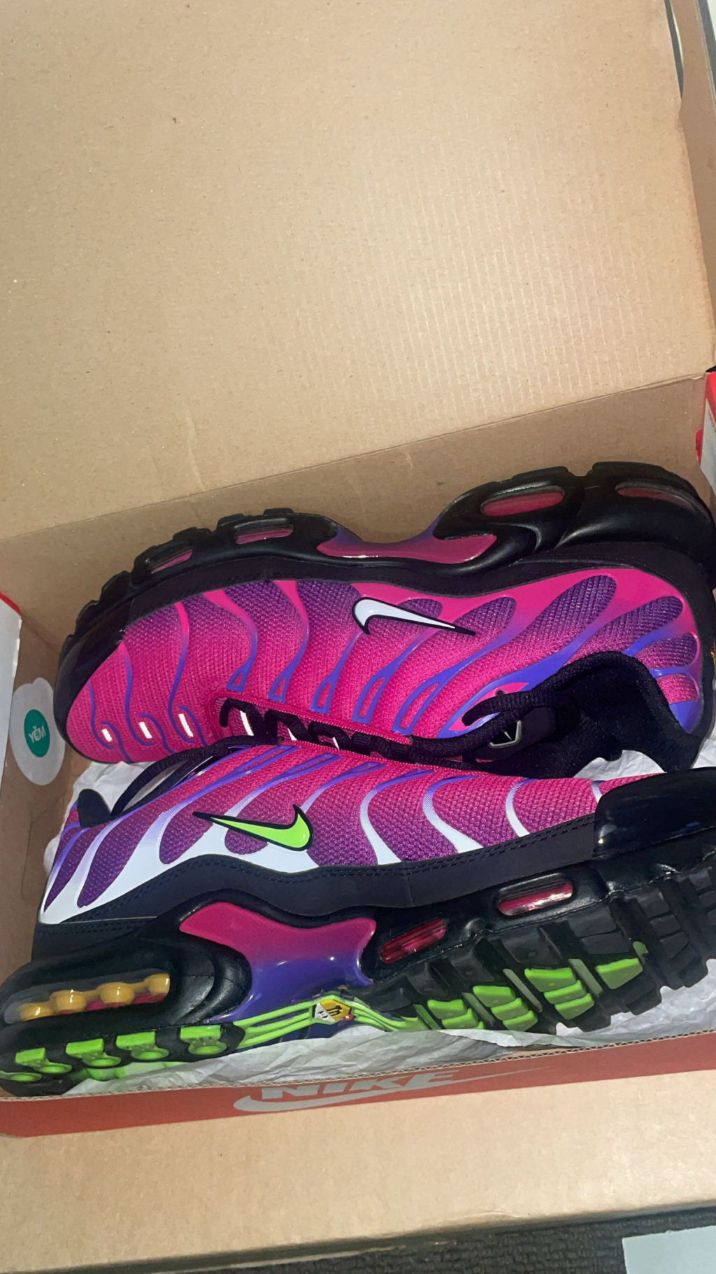 Nike tn “fireberry” US10 - Image 3